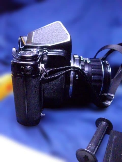 美品！PENTAX 67の105mレンズ付き、専用ケース、取説付きの完璧なセット