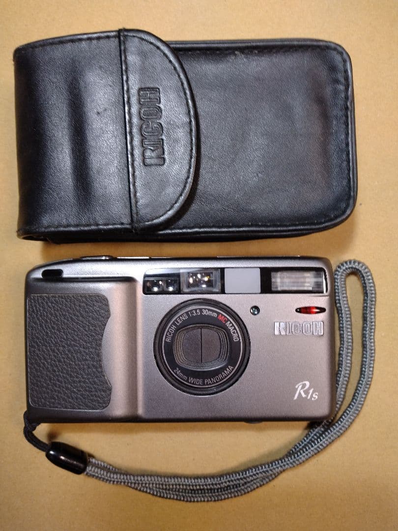 ジャンク品　RICOH　R1ｓ　コンパクトフィルムカメラ