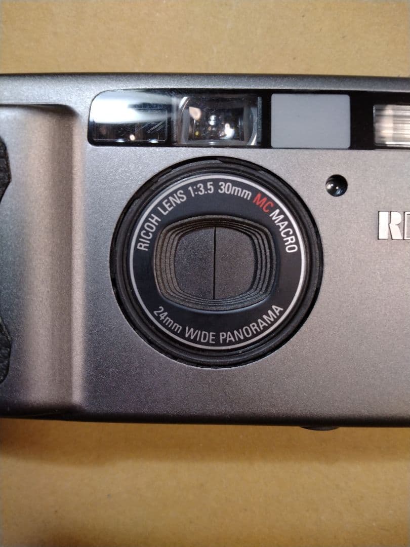 ジャンク品　RICOH　R1ｓ　コンパクトフィルムカメラ