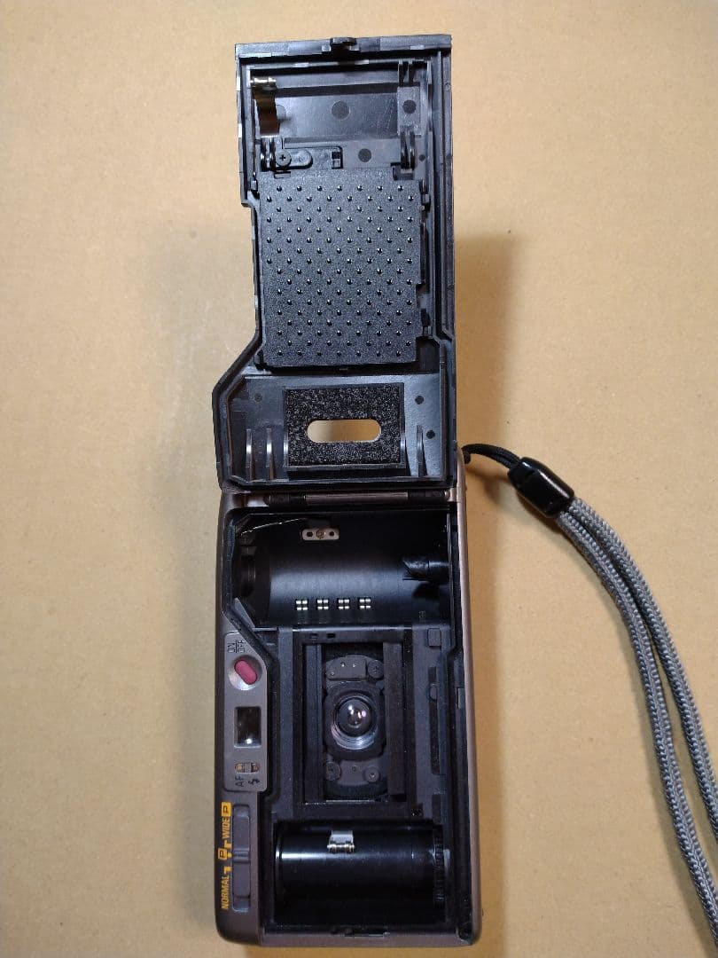 ジャンク品　RICOH　R1ｓ　コンパクトフィルムカメラ