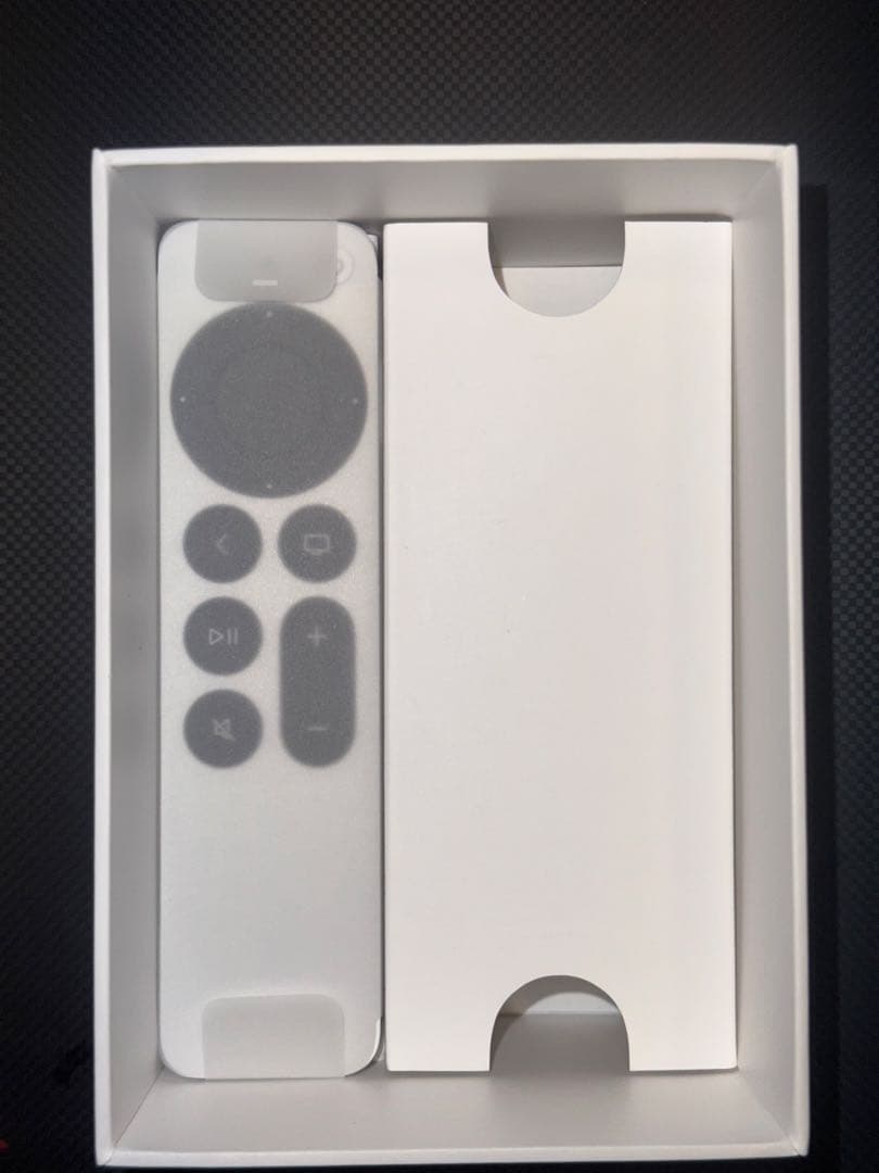 Apple TV 4K 第三世代のSiri Remote リモコンのみ