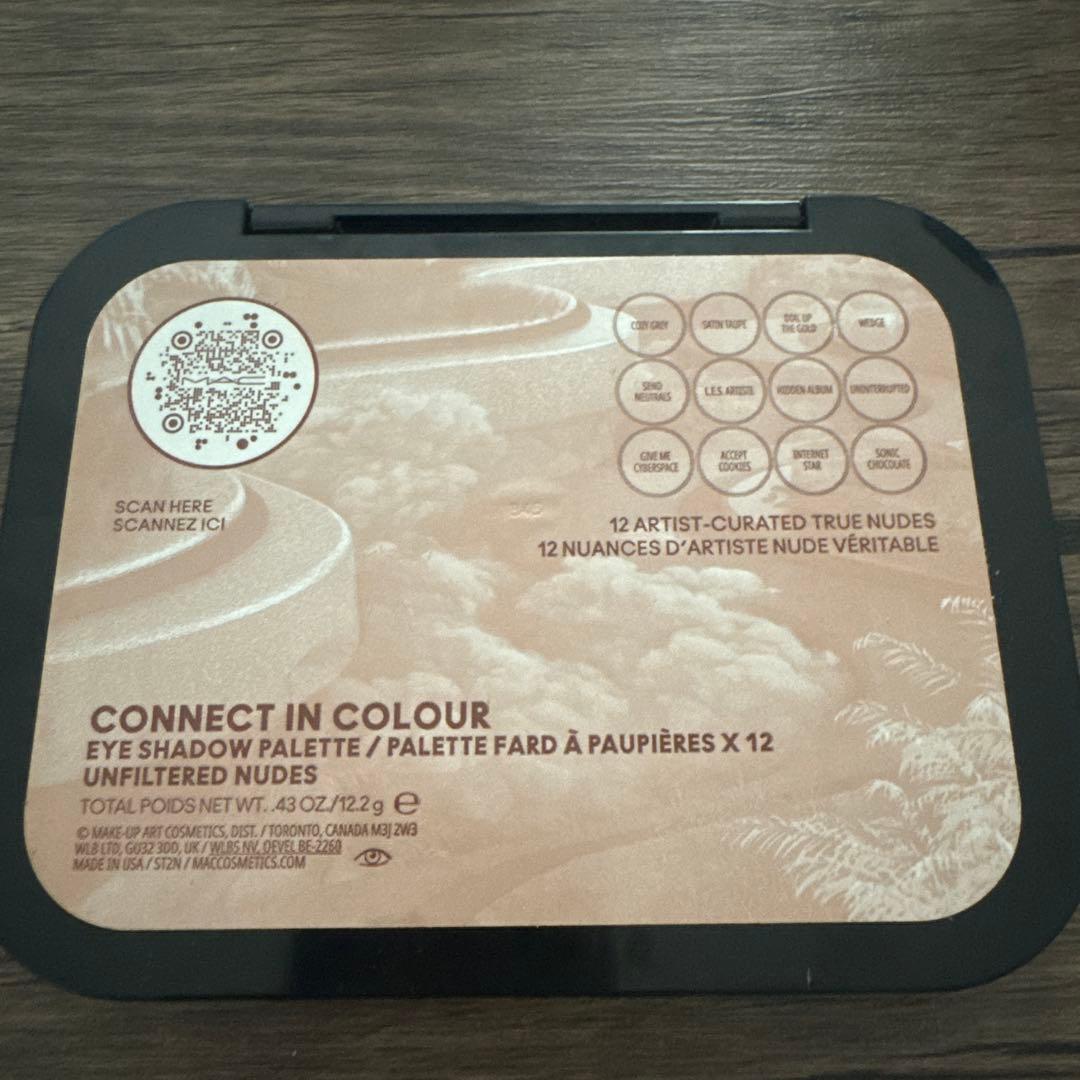 MAC CONNECT IN COLOUR アイシャドウパレット