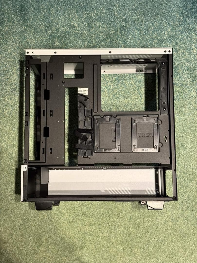 NZXT H510 ELITE ホワイト　※パーツ欠品あり