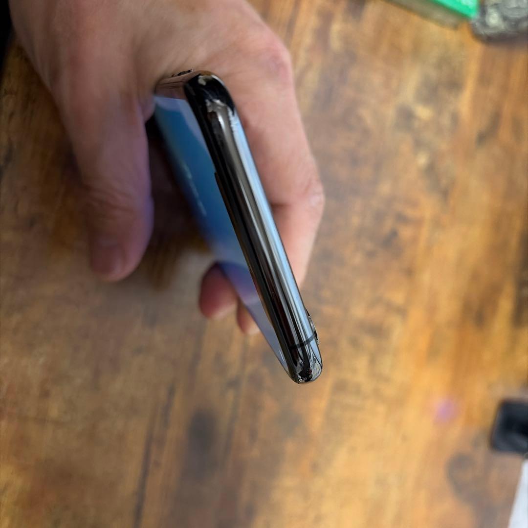 Apple iPhone XSスペースグレー 本体 充電ケーブル付き
