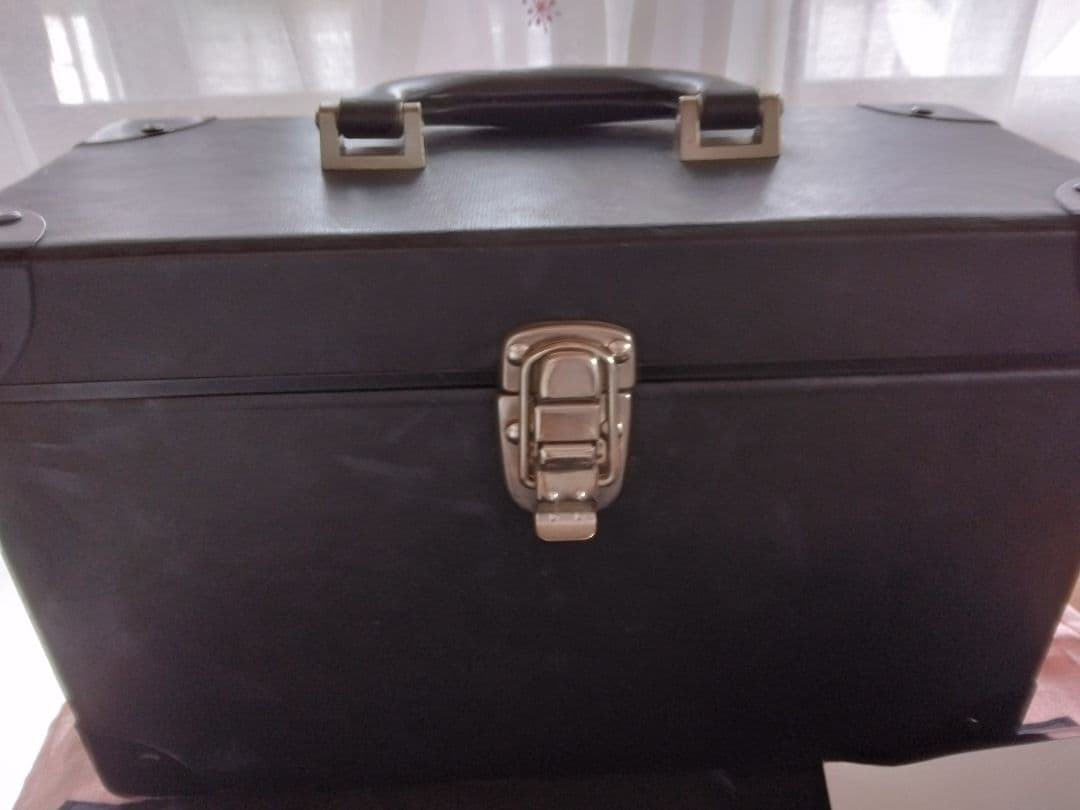 シュウウエムラ　メイクboxメイクアップブラシセット ケース付き
