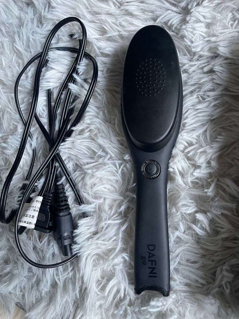 DAFNI GO ブラシ型ストレートヘアアイロン