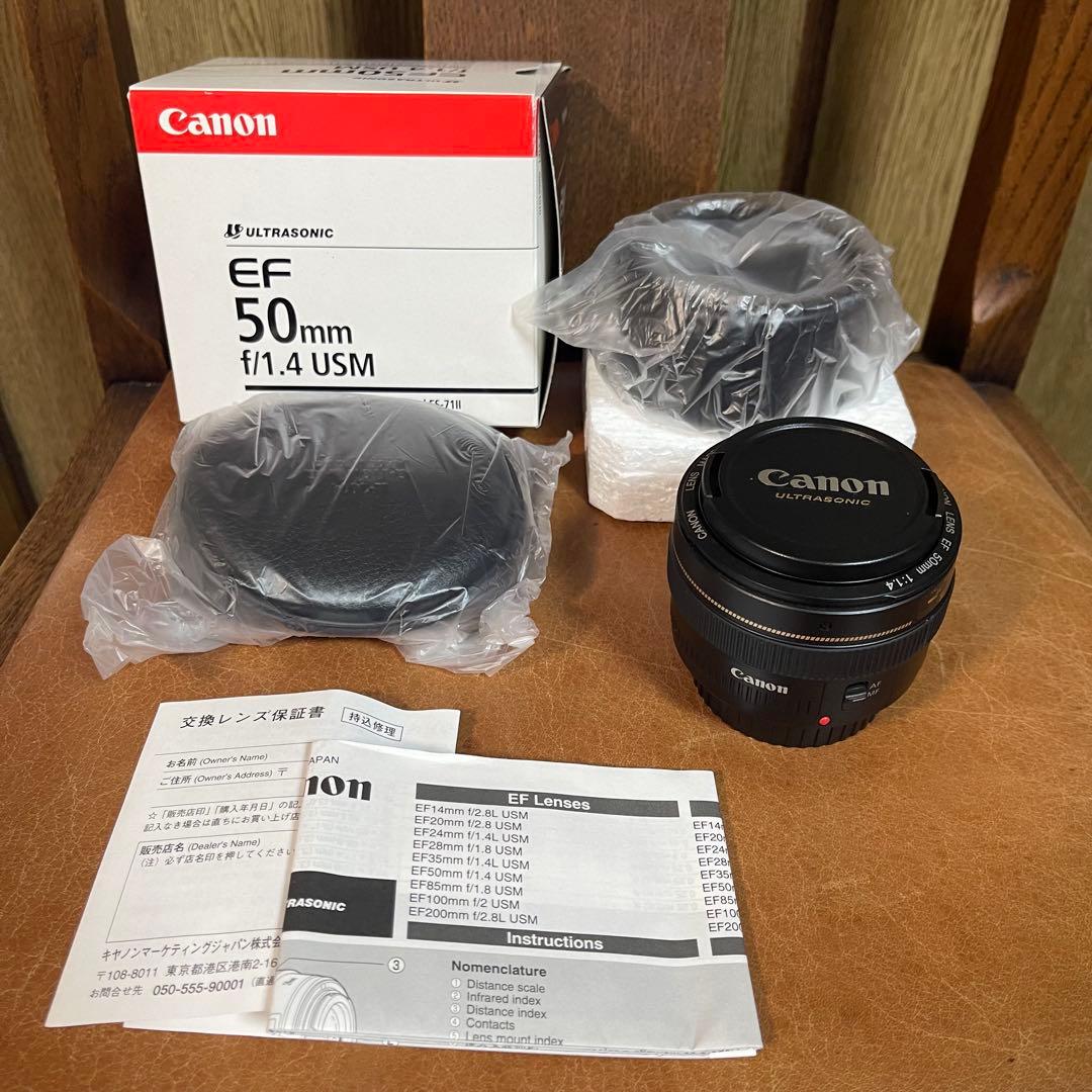 未使用 ショーケース展示品 Canon 単焦点レンズ EF50mm F1.4