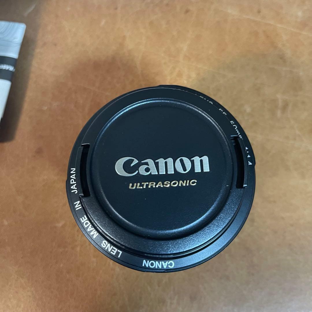 未使用 ショーケース展示品 Canon 単焦点レンズ EF50mm F1.4