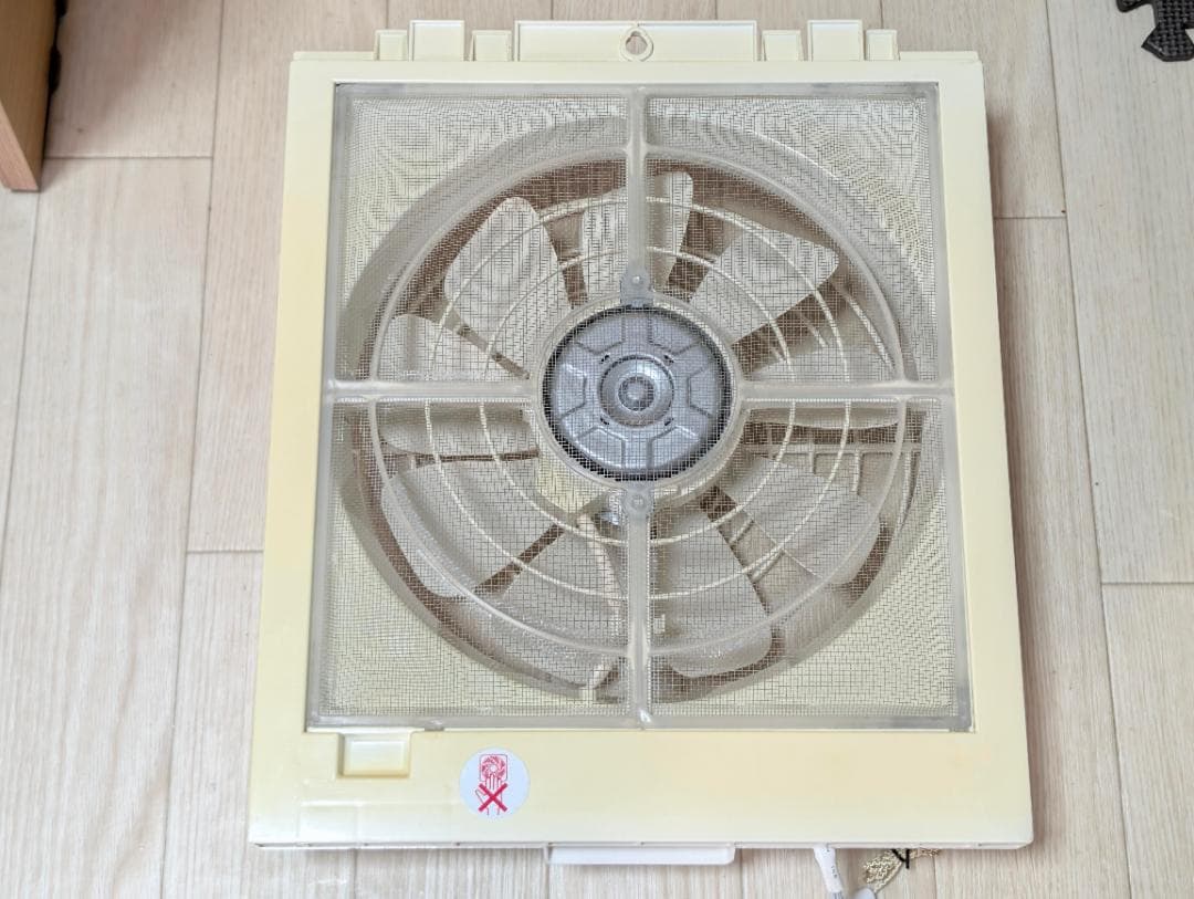 東芝(TOSHIBA) 窓用換気扇 【VRW-25X2】