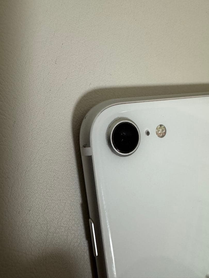Apple iPhone SE本体