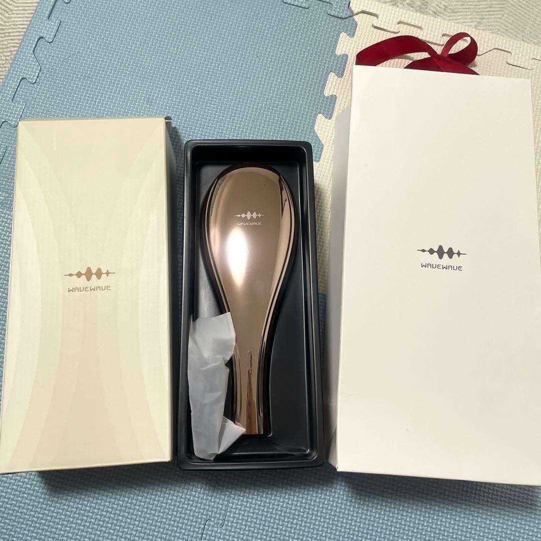 wavewave ems ヘアブラシ　ピンクゴールドギフト用