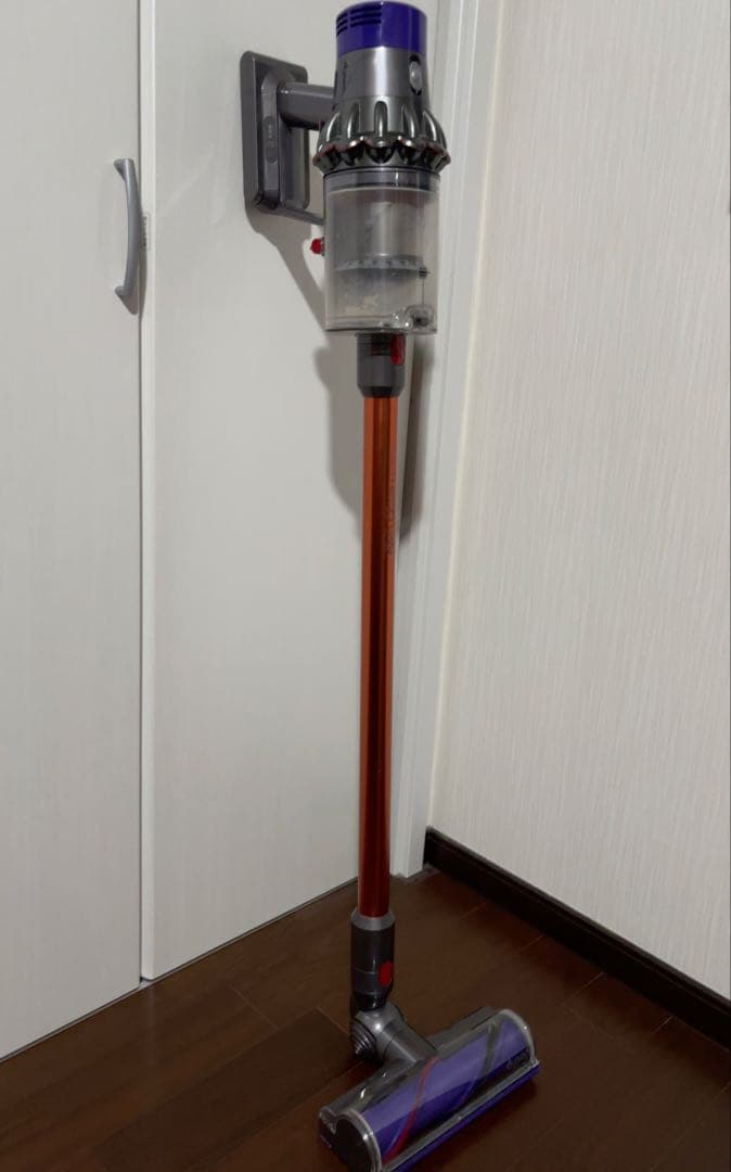 掃除機・クリーナー Dyson Cyclone V10 Fluffy (SV12 FF LF)