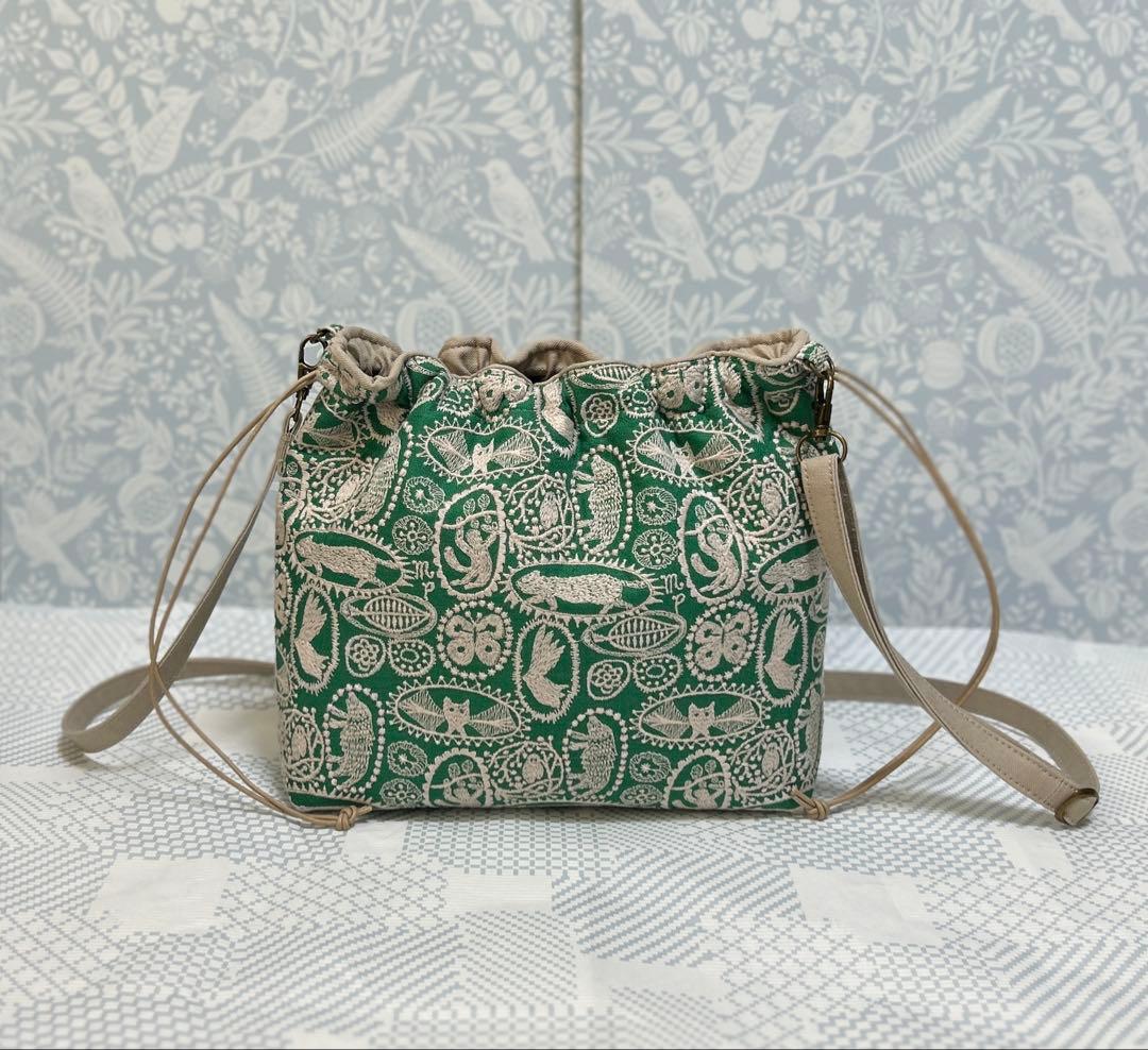ひまり 様 junglerelief green きんちゃくポシェット