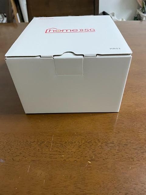 【新品未使用】docomo 5G(HR02) ダークグレー　ルーター