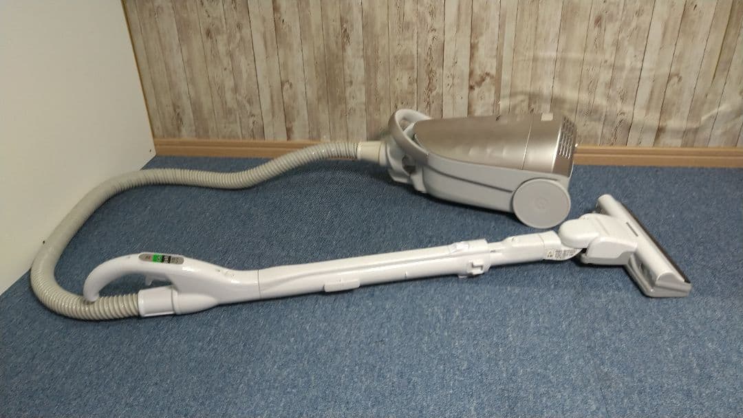 あんパンHITACHI 日立 かるパック掃除機 CV-KP900G