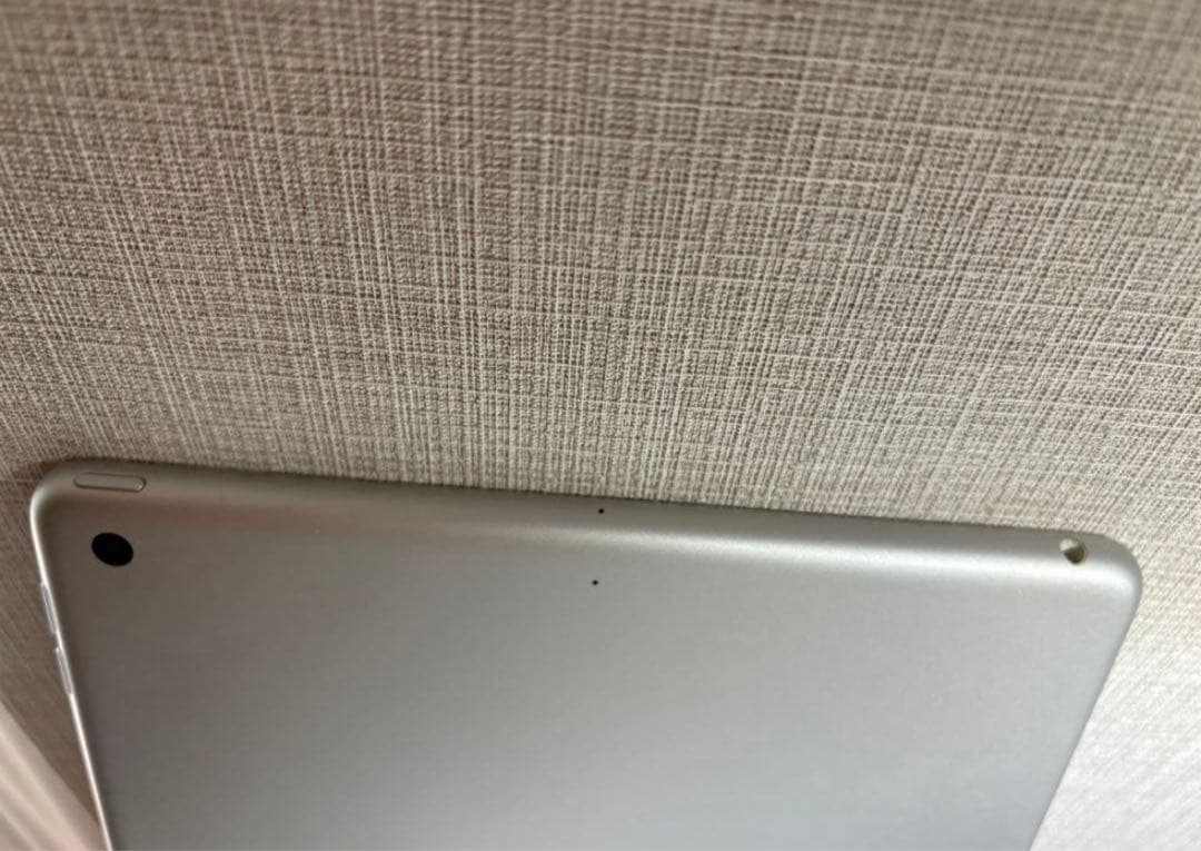 Apple iPad (第9世代) MK2L3J/A 【美品】64GB