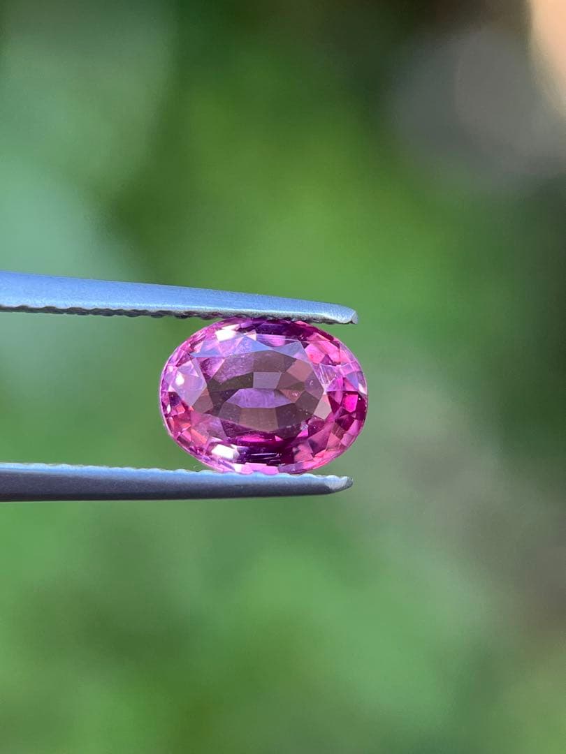 ピンクスピネル パパラチアカラー1ctNatural pink Spinel