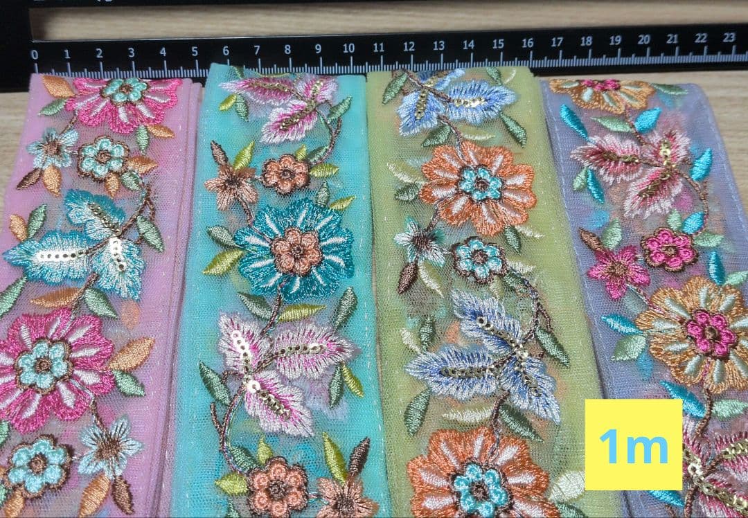 インド刺繍リボン　全部で63種36m以上　大量　まとめ売り　はぎれ