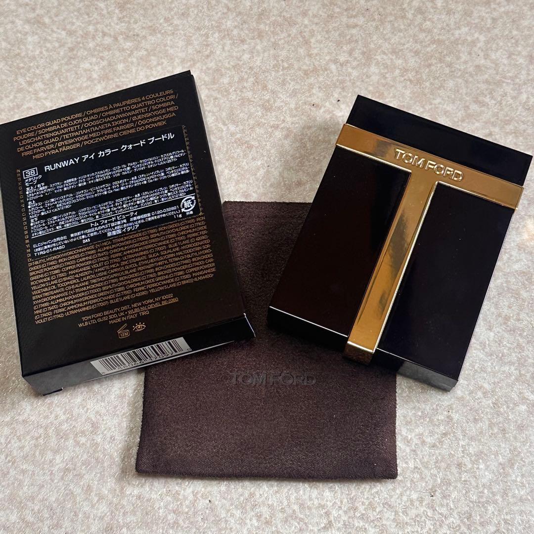 ★tomford★RUNWAYアイカラークォードプードル★38メタリックモーブ★