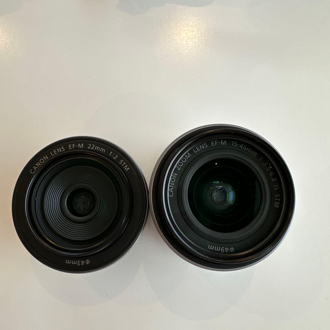 Canon EOS M10 ホワイト 2レンズ付き