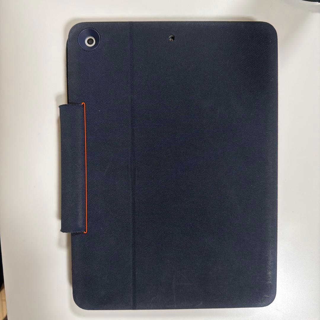iPad 第9世代 Wi-Fi 64GB キーボードと箱付き
