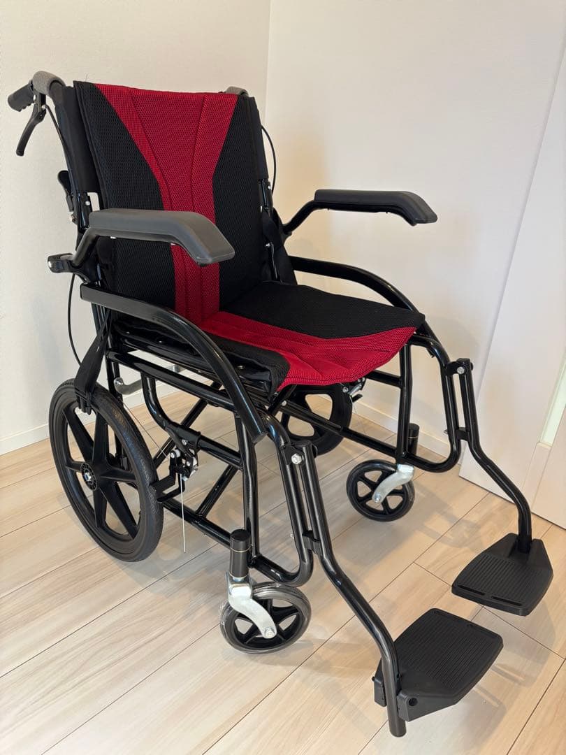 【tukinami】【訳あり・新品】介助用車椅子　折りたたみ介助式車椅子