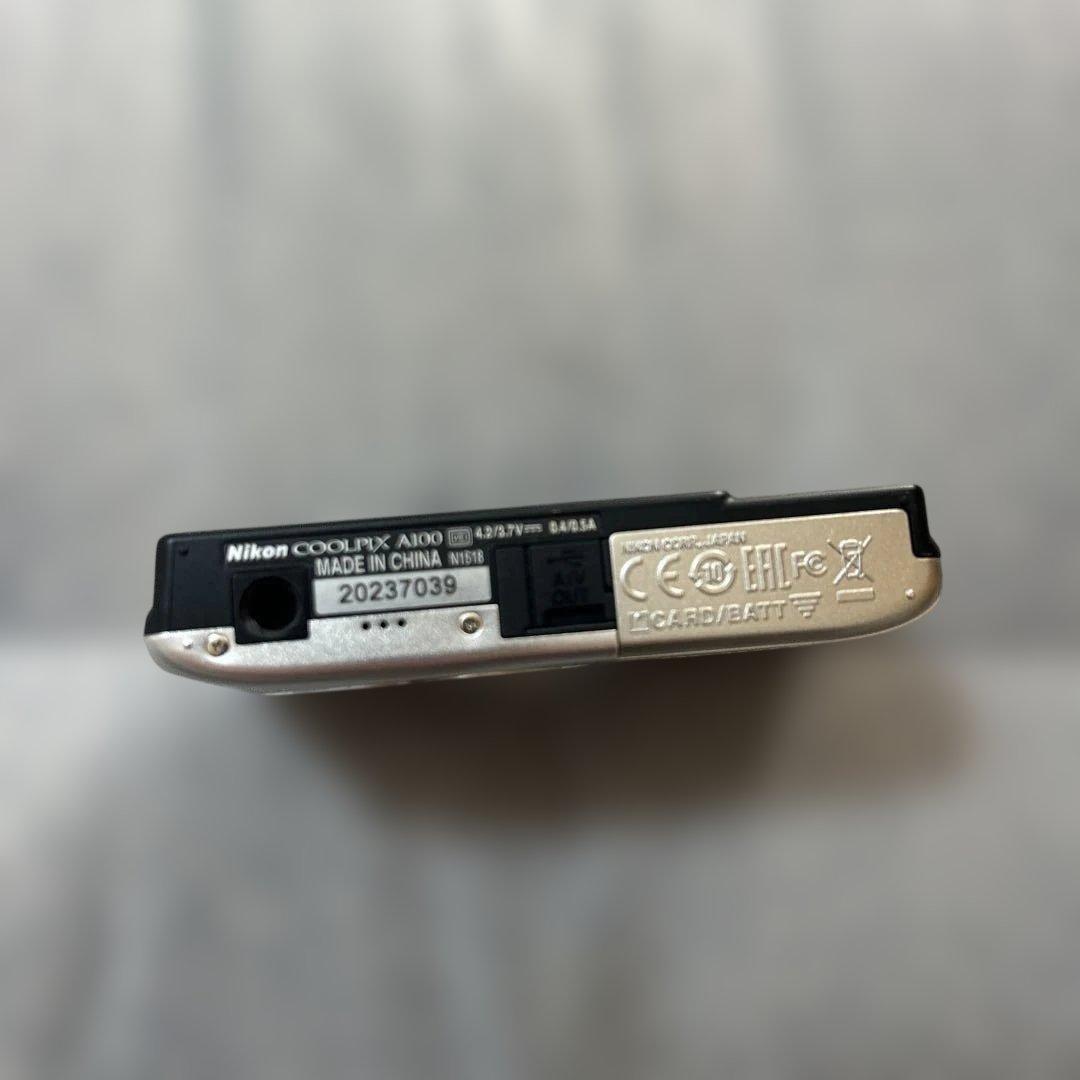 Nikon COOLPIX A100 シルバー コンパクトデジタルカメラ