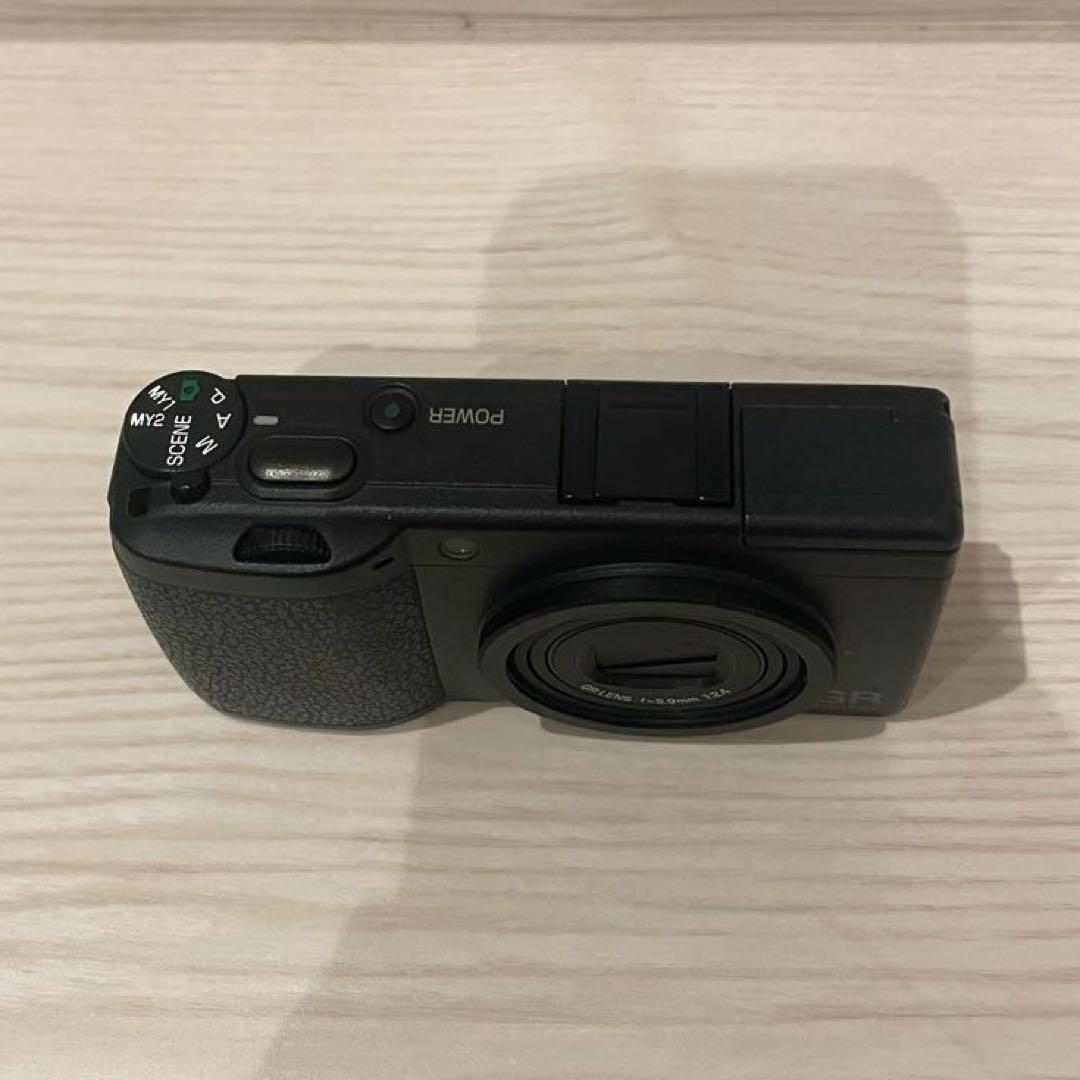 値下げ❗️GR DIGITALⅡ コンパクトデジタルカメラ レザーストラップ付き