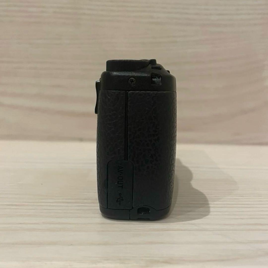 値下げ❗️GR DIGITALⅡ コンパクトデジタルカメラ レザーストラップ付き