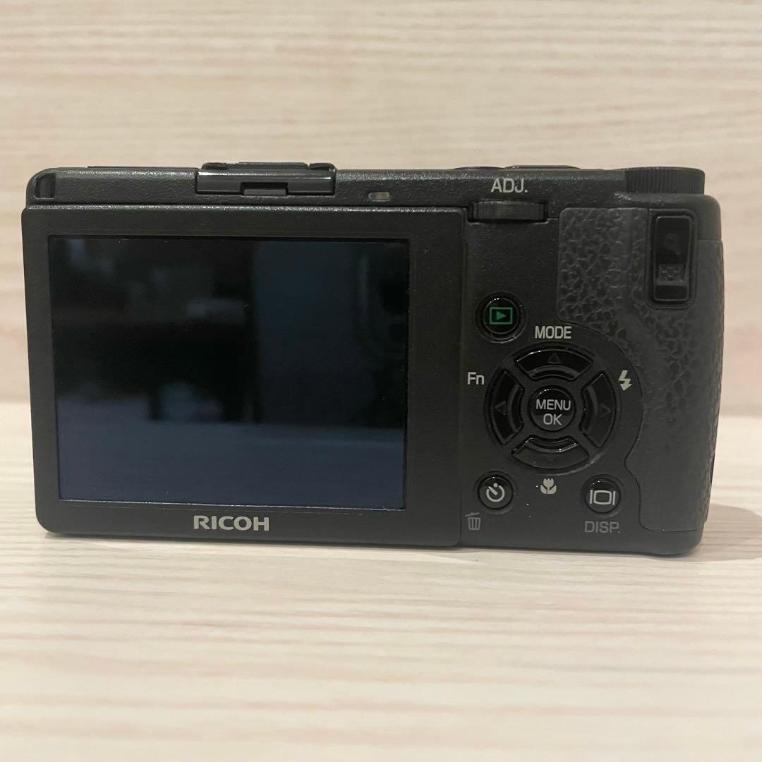 値下げ❗️GR DIGITALⅡ コンパクトデジタルカメラ レザーストラップ付き