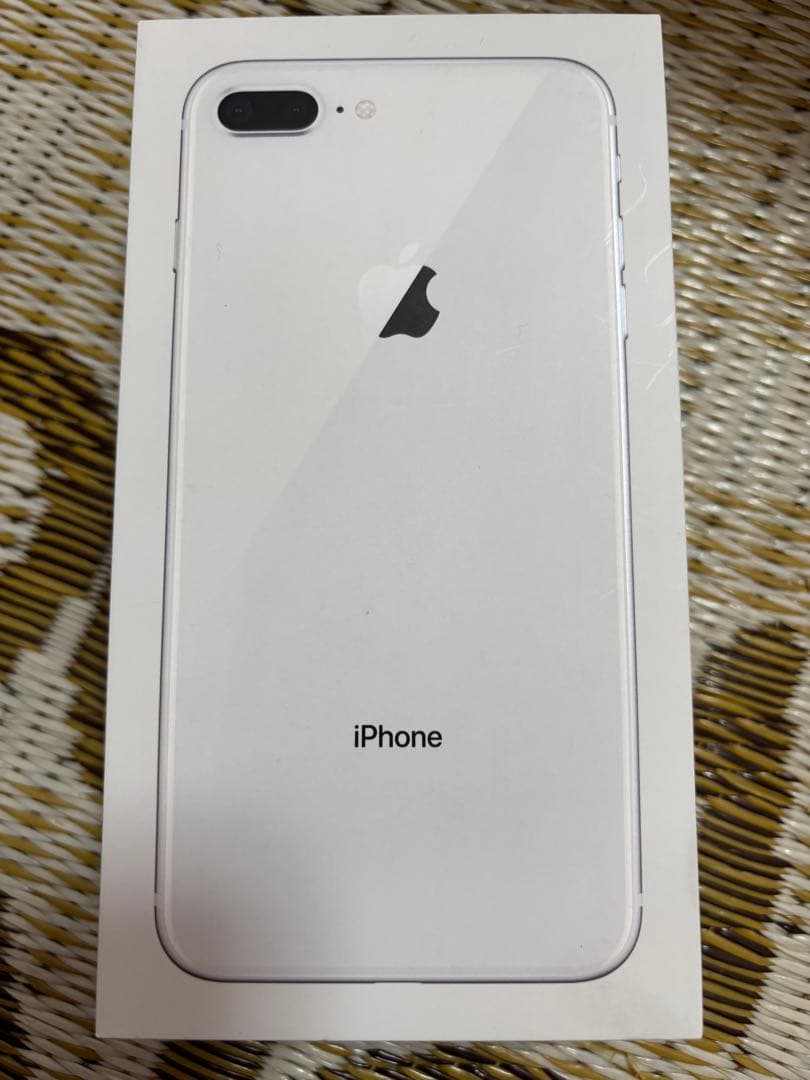 Apple iPhone 8 Plus シルバー 256g