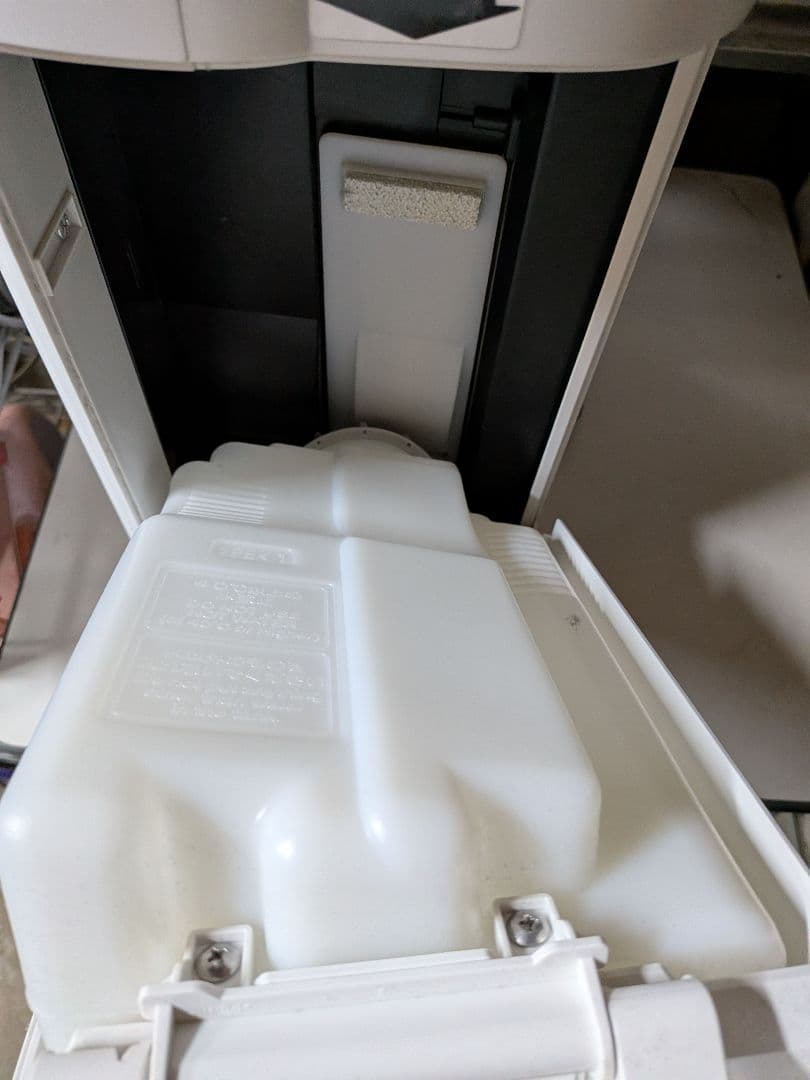 シャープ KI-PS50-W 加湿空気清浄機　2021年