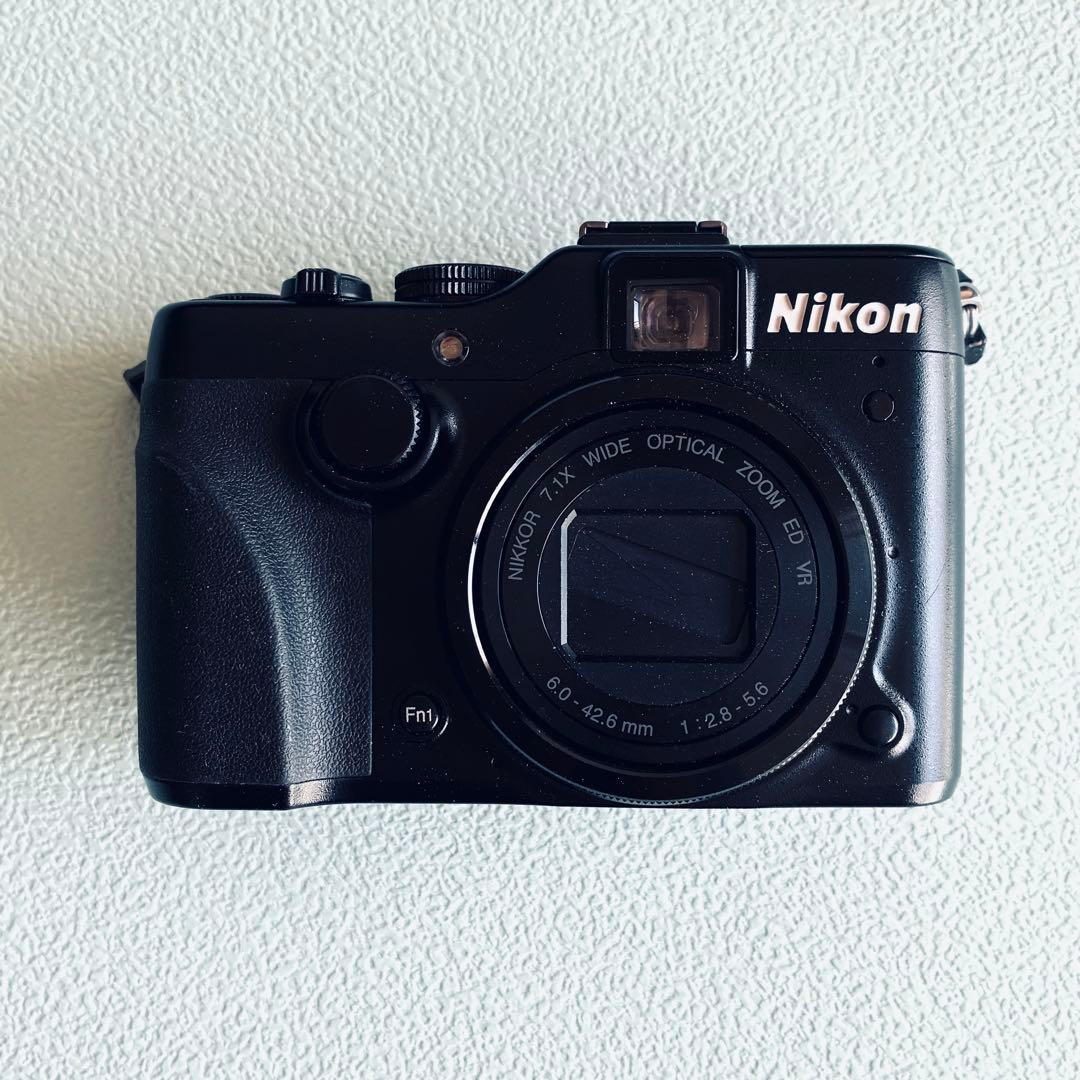 Nikon COOLPIX P7100 コンパクトデジタルカメラ バッテリー2個
