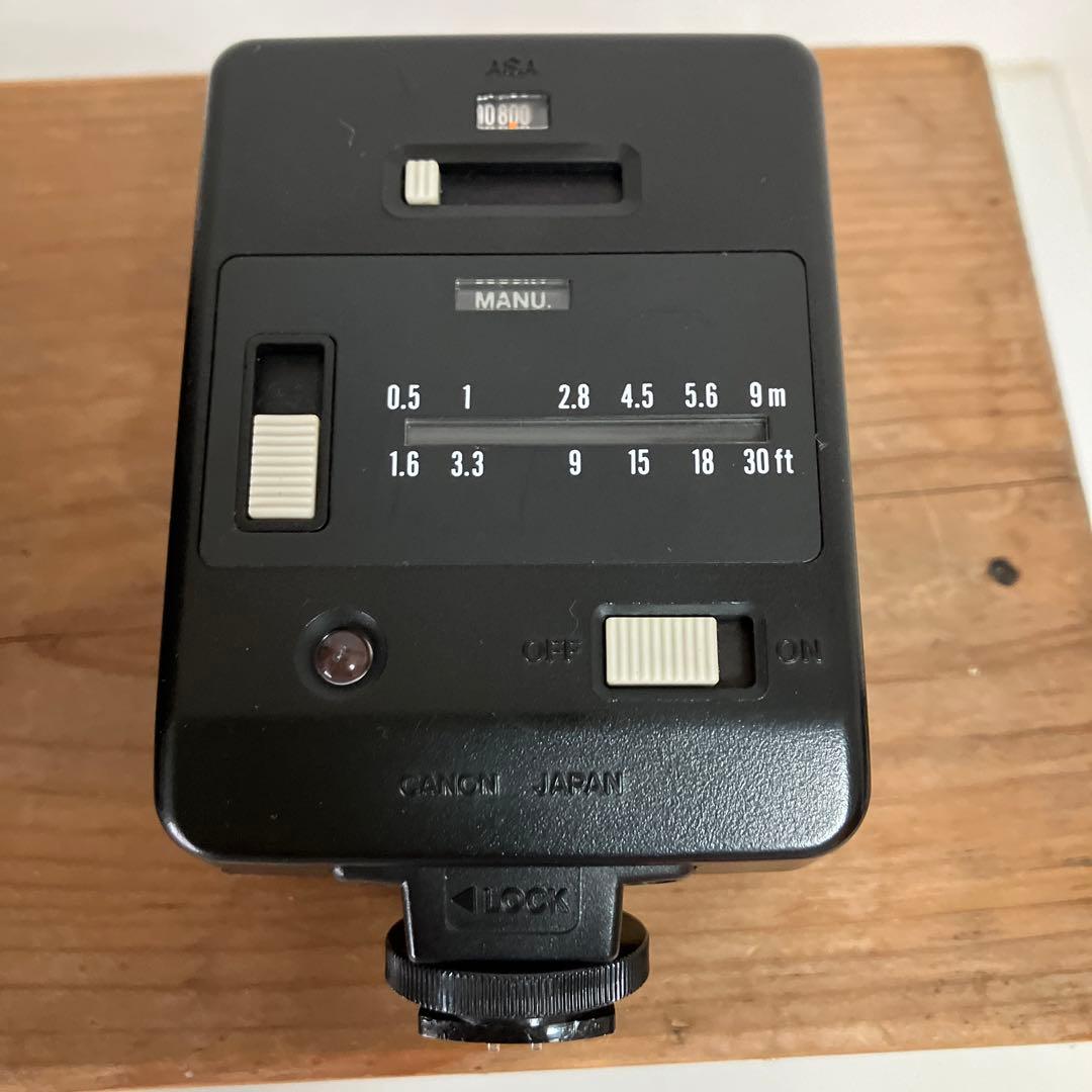 Canon AE-1 PROGRAMフィルムカメラ レンズ　ストロボ付き