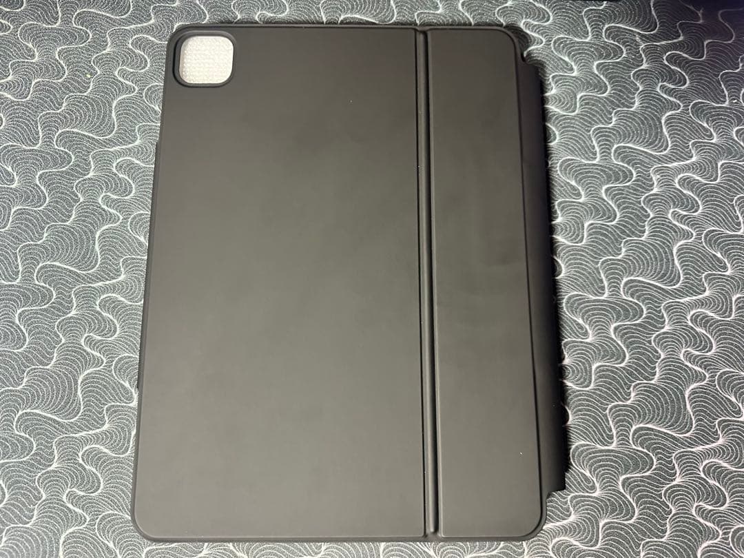 【未使用】ESR iPad 11インチ用 マグネット式キーボードケース