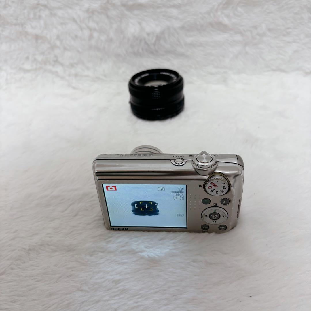 FUJIFILM FINEPIX F70EXR 充電器付き