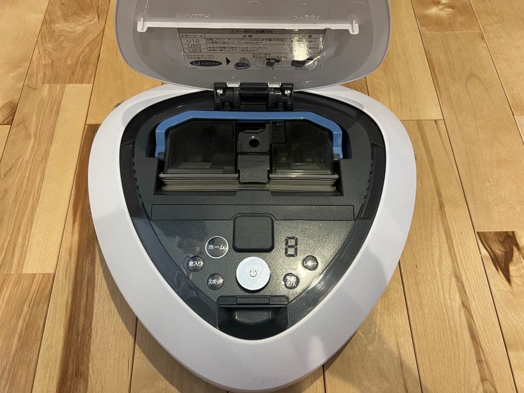 ロボット掃除機　Panasonic RULO MC-RS300