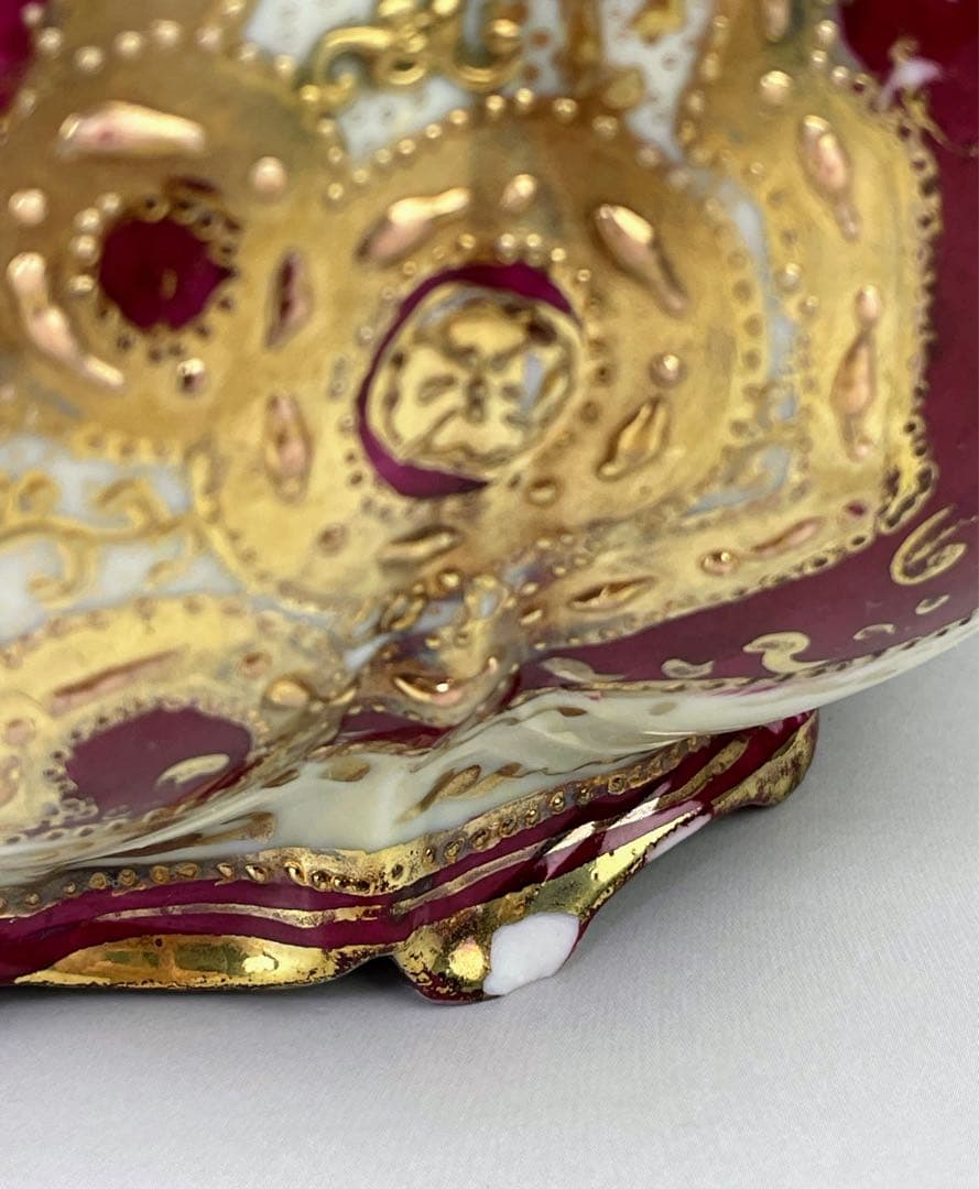【訳有】オールドノリタケ アールヌーボー様式 バラ紋金盛り花瓶 メープルリーフ