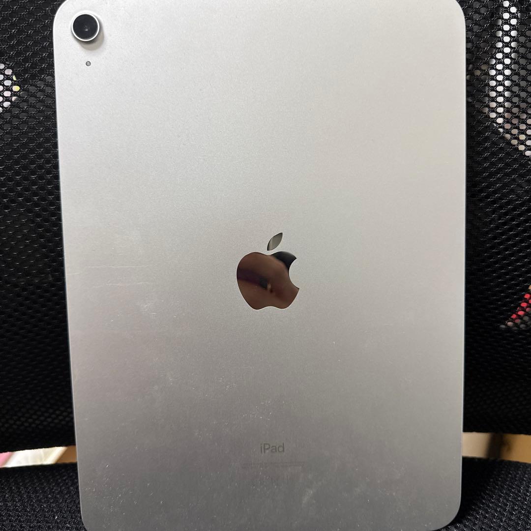 Apple iPad (第10世代）シルバー 64GB