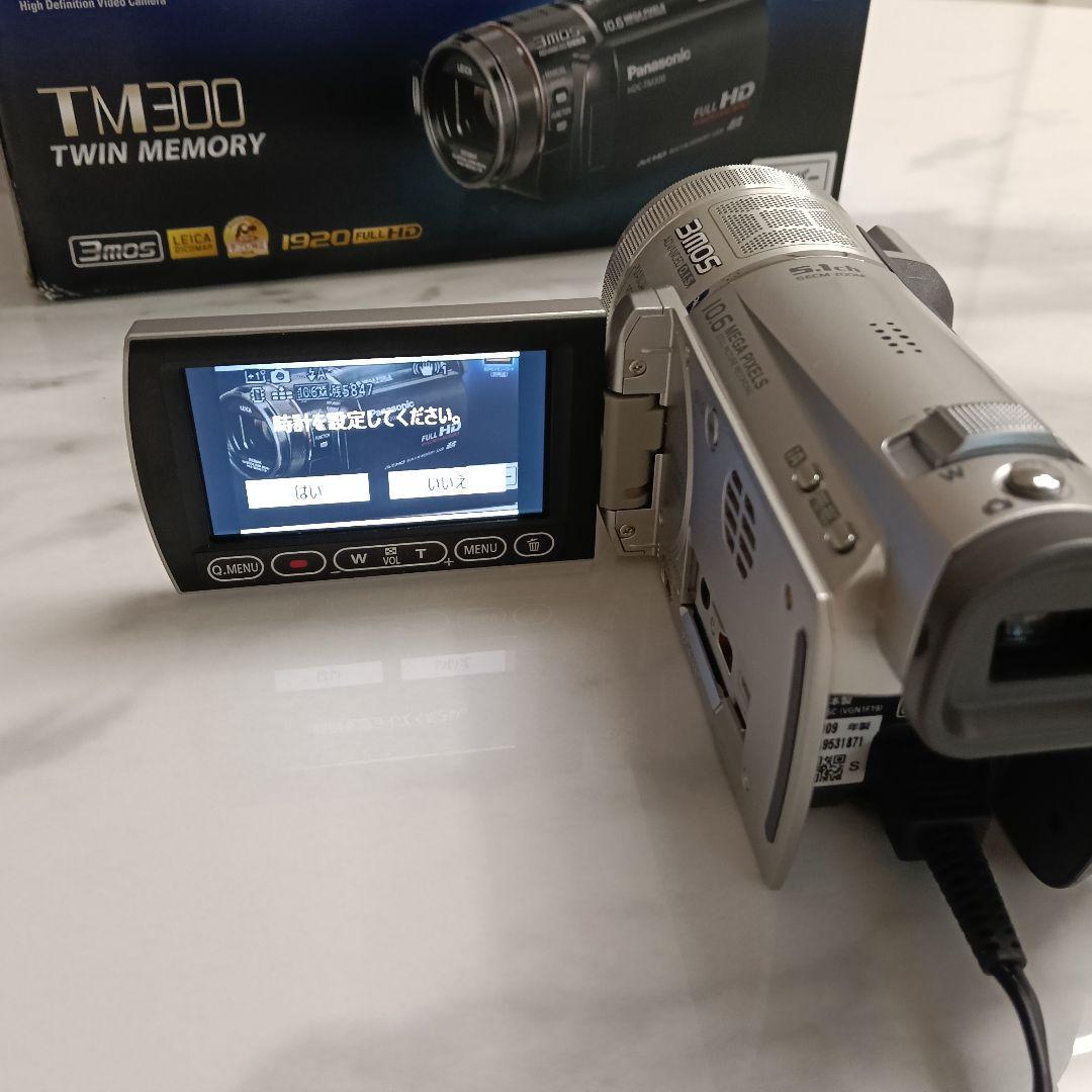 美品 Panasonic HDC-TM300 ビデオカメラ　バッテリー無