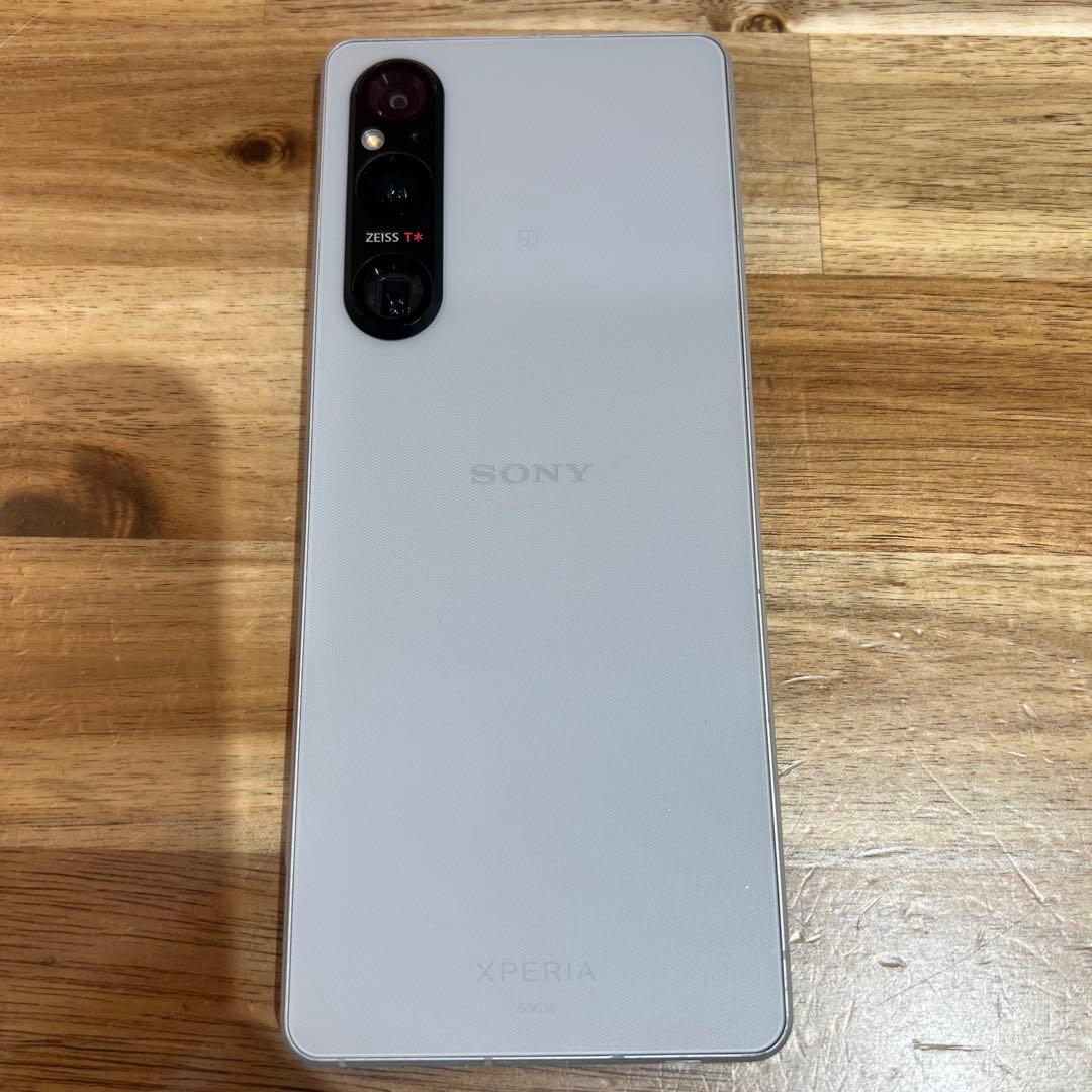 C923 au SIMフリー　Xperia 1 V SOG10