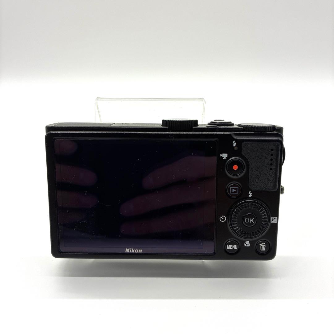 【美品】 Nikon COOLPIX P300 コンパクトデジタルカメラ