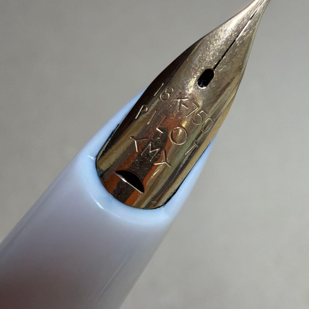 廃盤 PILOT パイロット 万年筆 ELITE エリート ホワイト 18k M