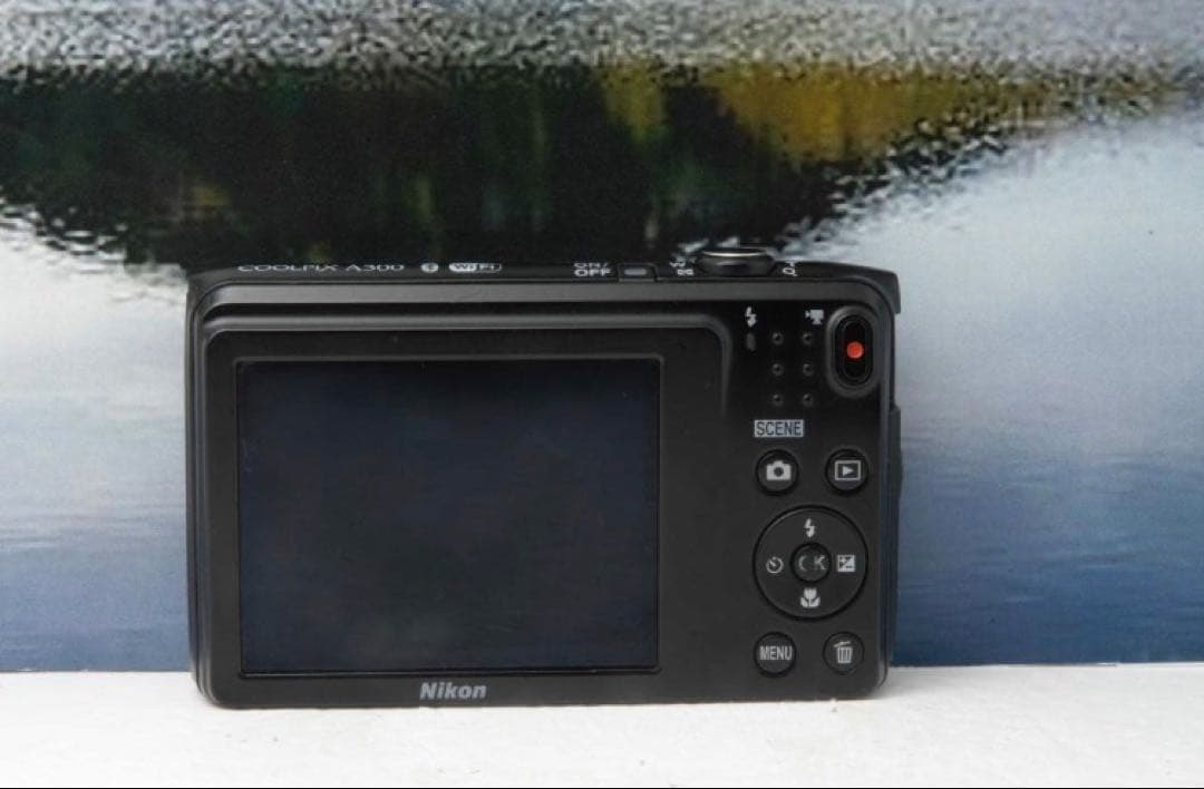 【美品】ニコンNikon coolpix A300 コンパクトデジカメラ