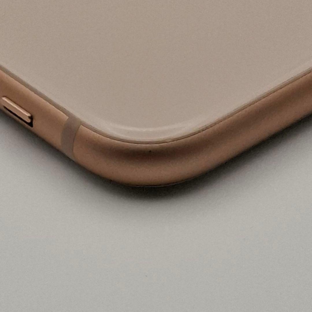 iPhone8 Plus 64GB SIMロック解除済 SIMフリー ゴールド