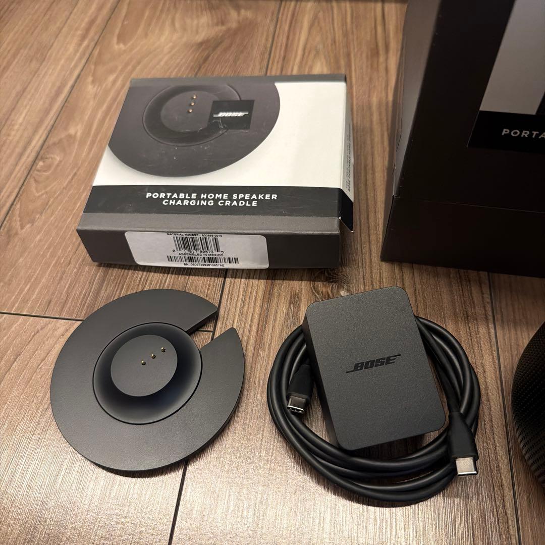 Bose Portable  Speaker 充電クレードル付き