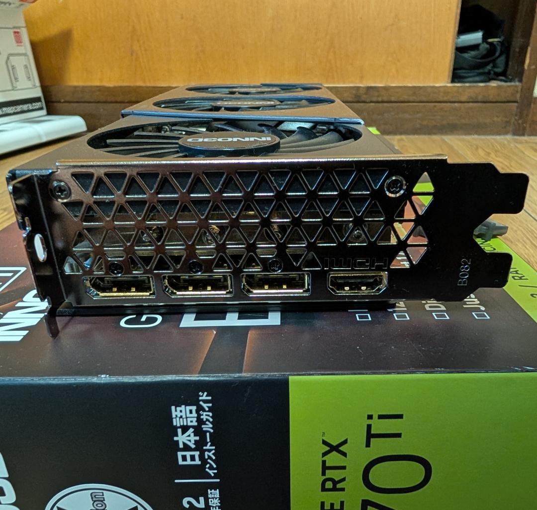 ELSA GeForce RTX4070 Ti ERAZOR 12G 2スロット