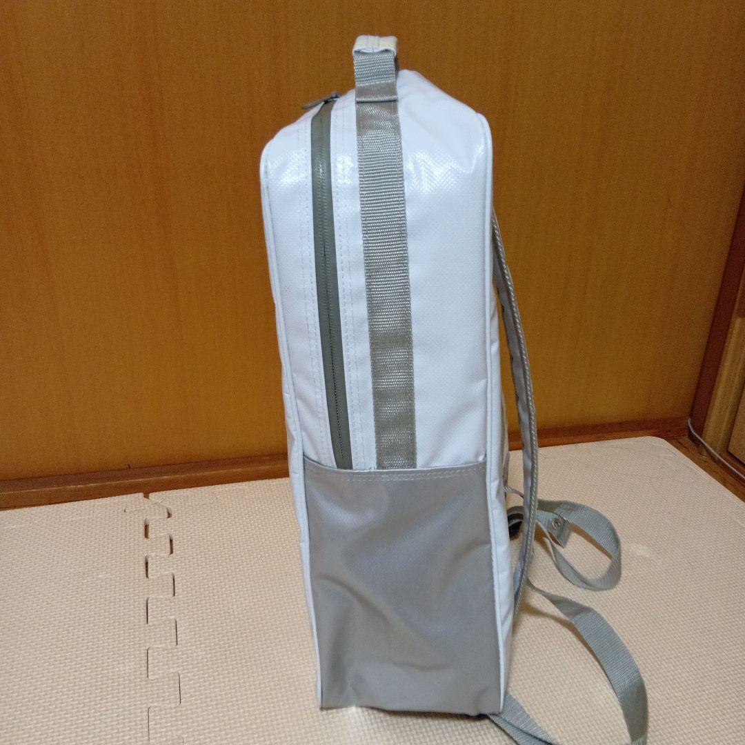 非常用持ち出しリュック　避難バックパック白　 十字マーク　保健　防災　地震　備蓄