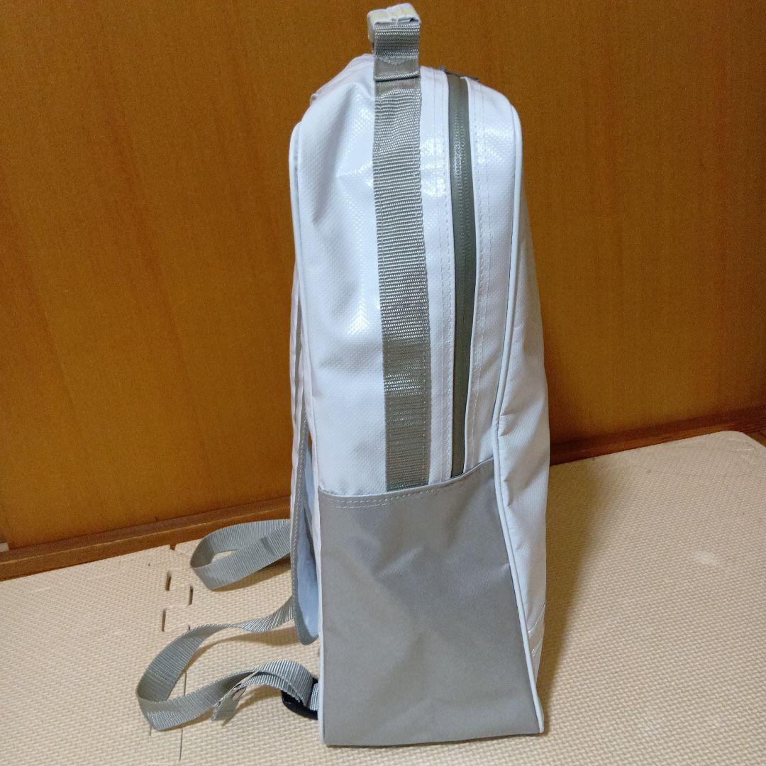 非常用持ち出しリュック　避難バックパック白　 十字マーク　保健　防災　地震　備蓄