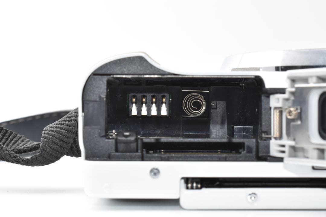 【動作未確認】Panasonic LUMIX DMC-GF6 ホワイト ボディ